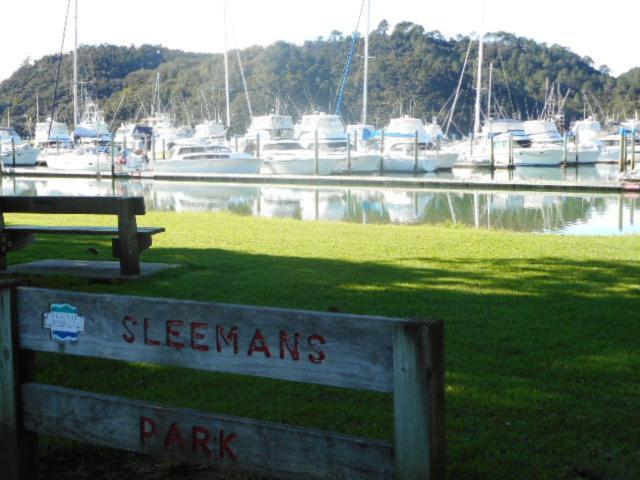 Apartment By The Marina Whitianga Exterior foto
